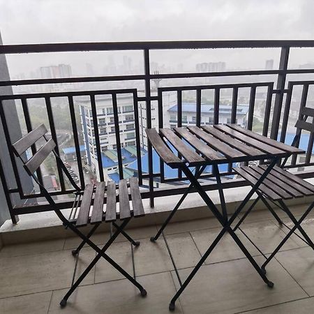 A1403 Jb City Sks Habitat Larkin 2Br 6Pax 100Mbps Netflix!! By Stay Джохор Бахру Екстериор снимка