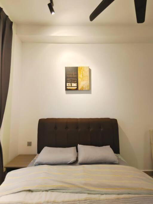 A1403 Jb City Sks Habitat Larkin 2Br 6Pax 100Mbps Netflix!! By Stay Джохор Бахру Екстериор снимка
