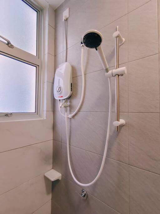 A1403 Jb City Sks Habitat Larkin 2Br 6Pax 100Mbps Netflix!! By Stay Джохор Бахру Екстериор снимка