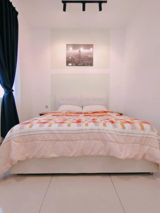 A1403 Jb City Sks Habitat Larkin 2Br 6Pax 100Mbps Netflix!! By Stay Джохор Бахру Екстериор снимка